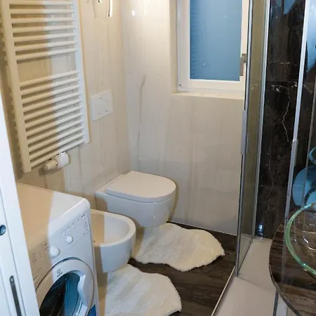 Апартаменти Sunshine Больцано